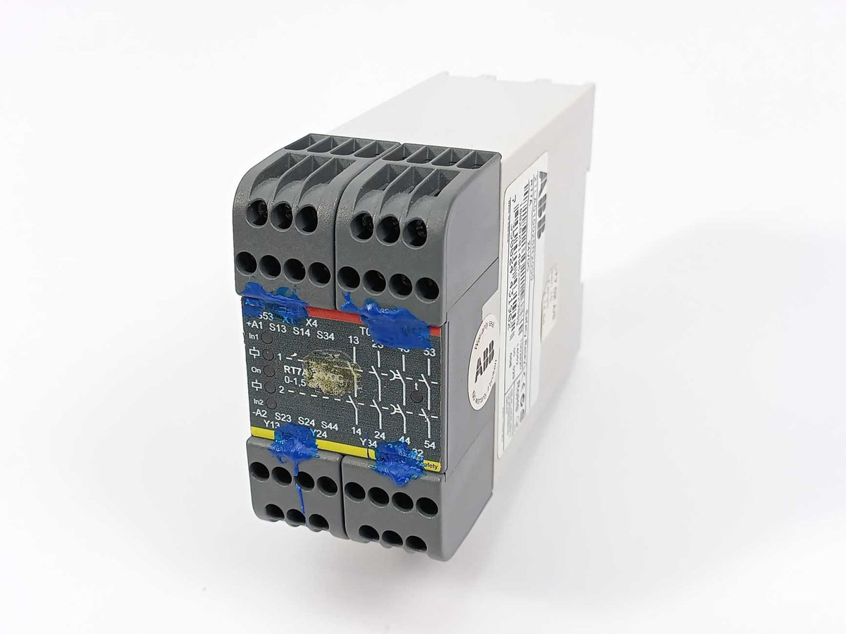 ABB 2TLA010028R2000 Safety Relay RT7A 1.5s 24DC
