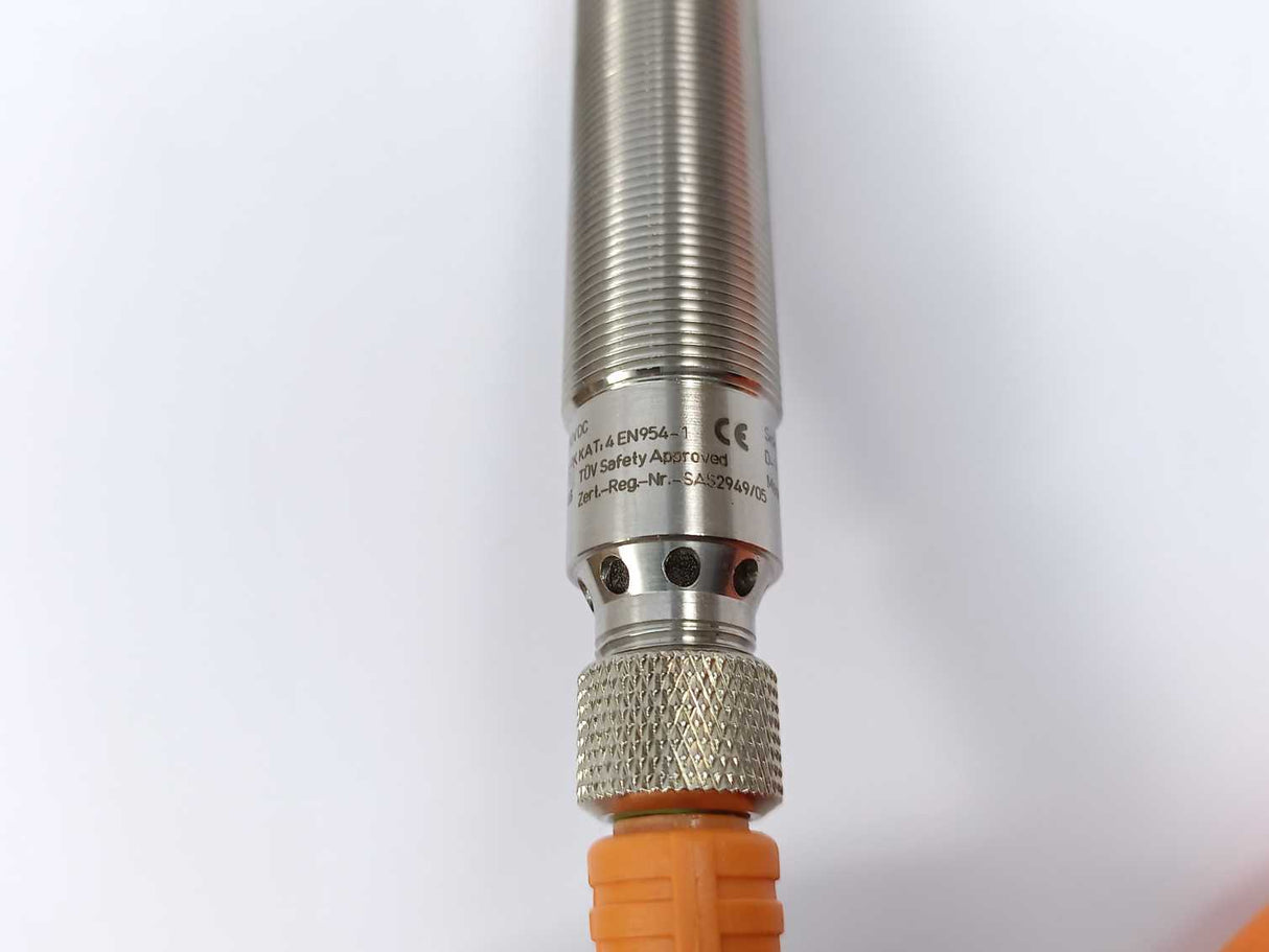 SICK 6027391 IN40-D0303K Non-Contact Inductive Safety Switch