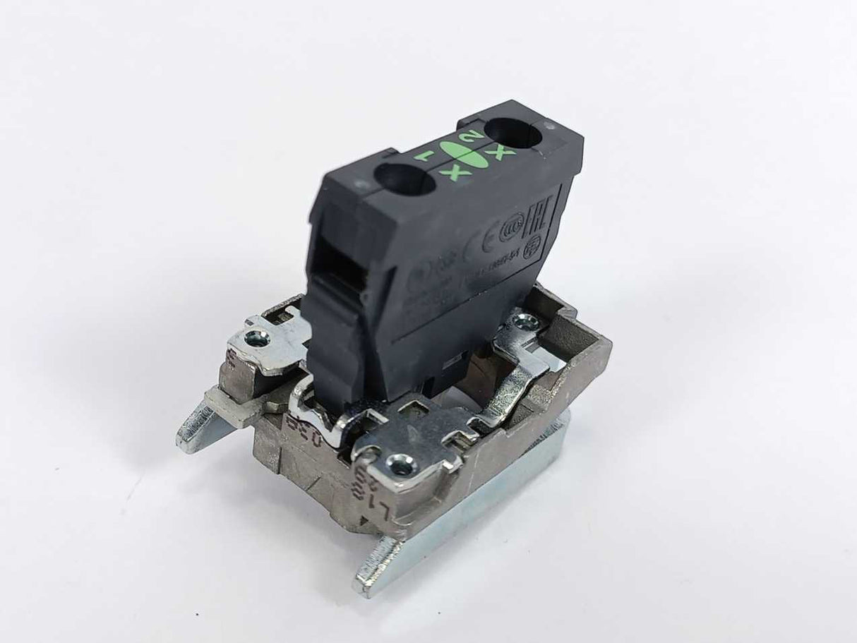 Schneider Electric XB4 BVB3 Pilot Light, Harmony XB4, Batch of 3pcs
