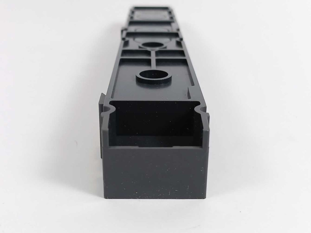 Schneider Electric LV431064 NSX100-250 INV/INS, Front Alignment Base