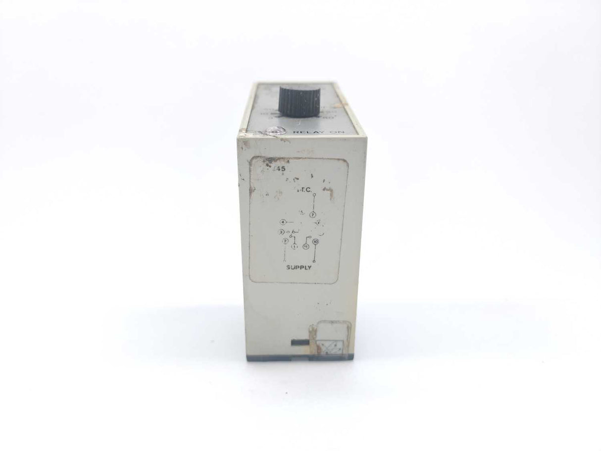 Electromatic SB 245 220 Interval On Operate. 3-60 min.