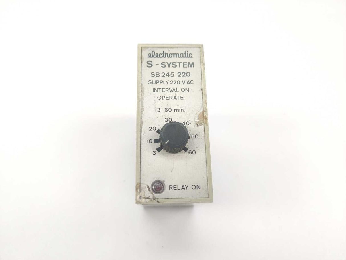 Electromatic SB 245 220 Interval On Operate. 3-60 min.