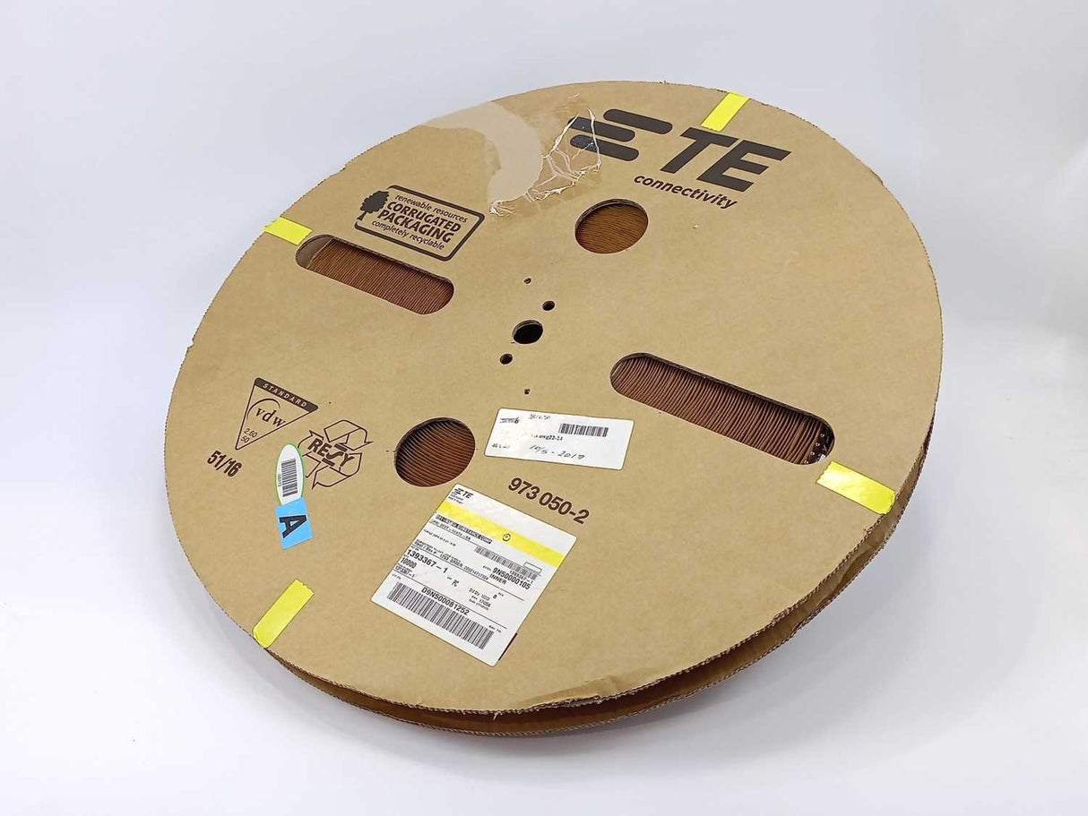 TE Connectivity 1393367-1 AMP GET .64 Female Term SN 22-24G Approx. 8500 pcs