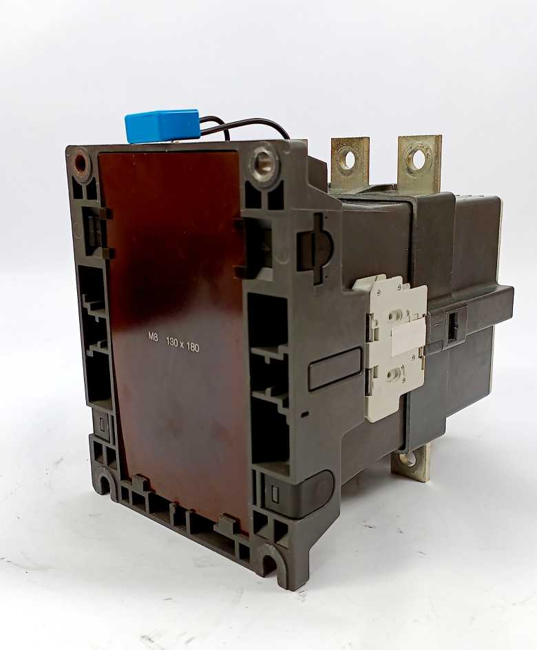 Siemens 3TF5622-0AR0 Contactor 110V Coil AC