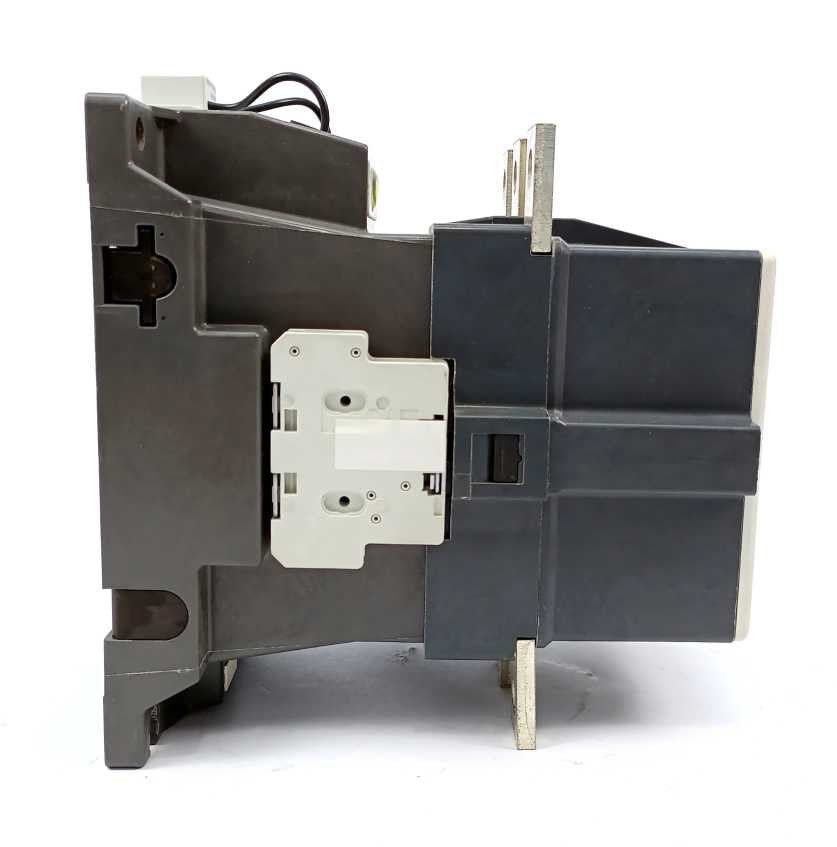 Siemens 3TF5422-0AR0 Contactor 110V AC Coil