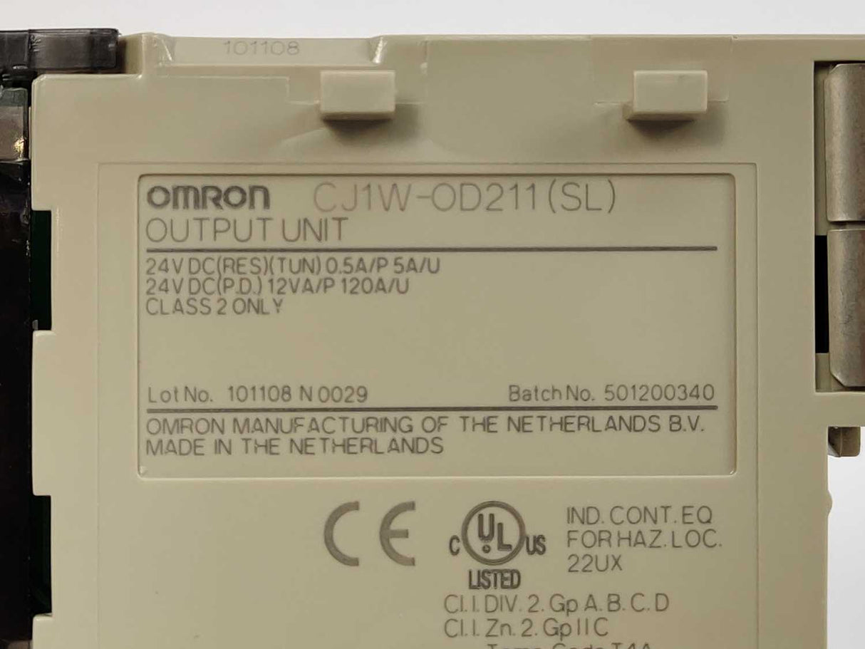 OMRON CJ1W-OD211(SL) Digital Output Unit