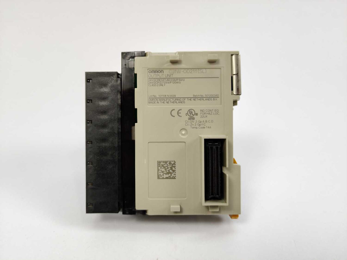 OMRON CJ1W-OD211(SL) Digital Output Unit