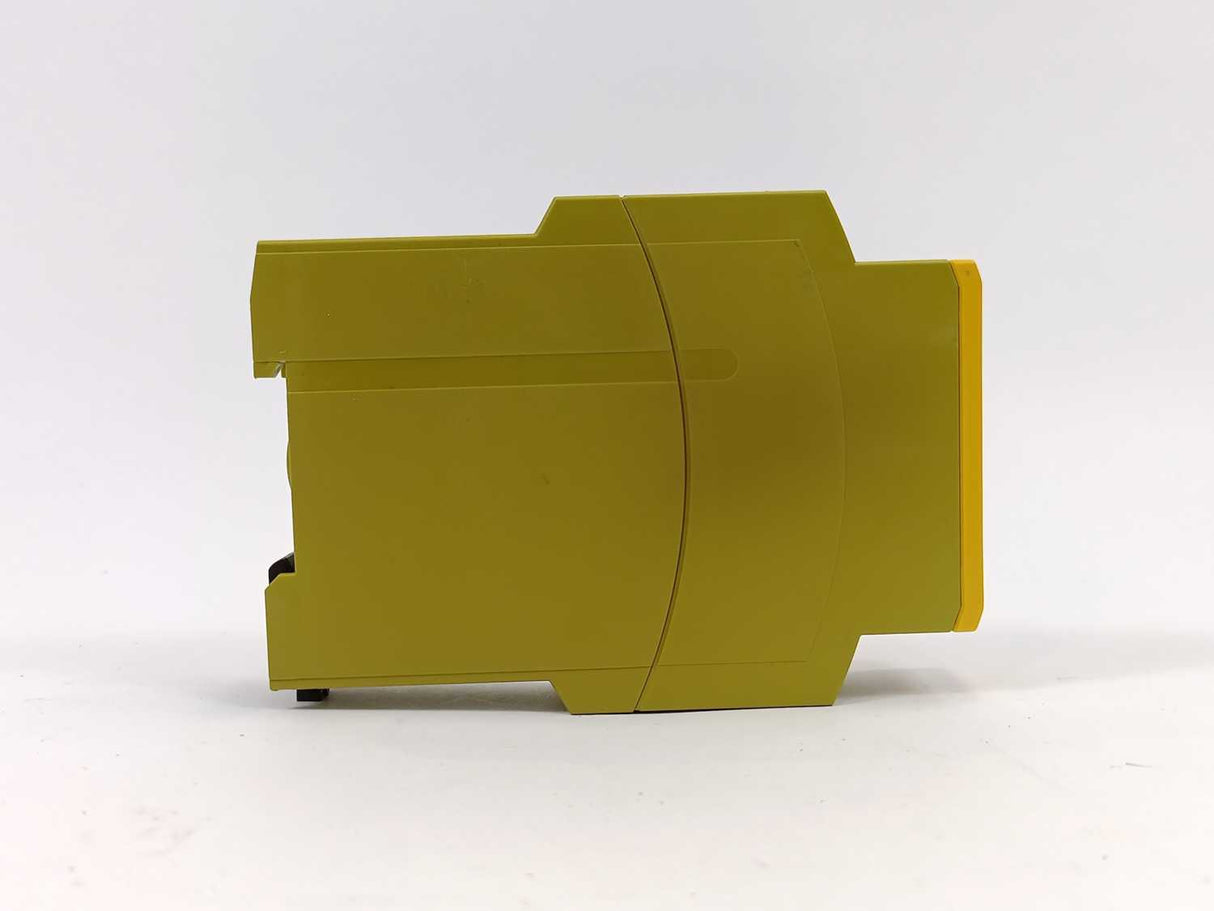 Pilz 774056 PNOZ X7 230VAC 2n/o