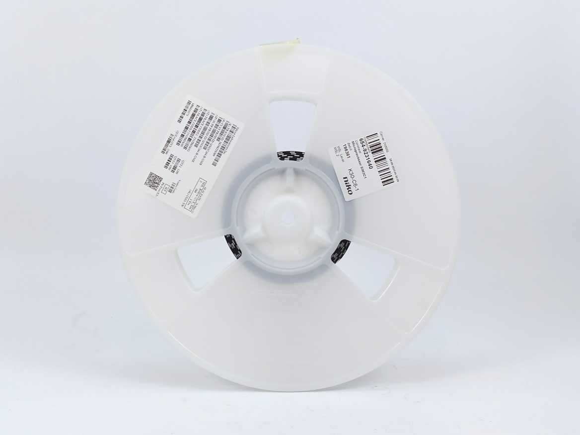 Silicon Labs SIM3C164-B-GMR / SIM3C164-B-GM SiM3C1, batch size 5,