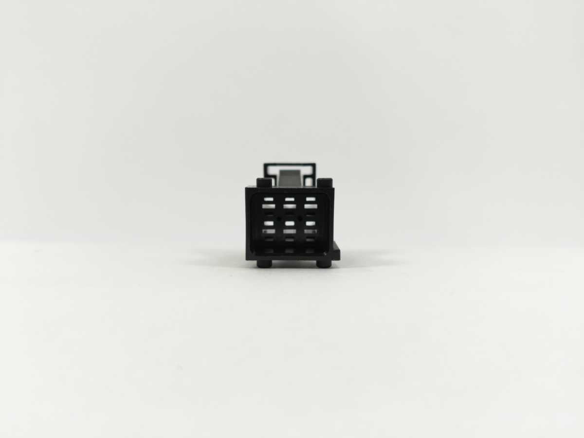 TE Connectivity 1-965426-1 Connector Housing 6 Ways 6 pcs.