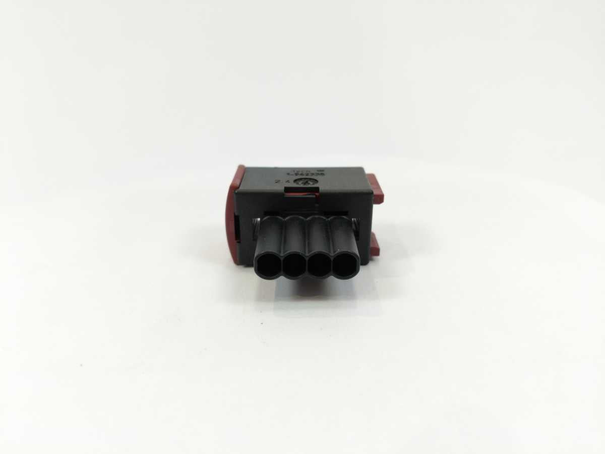 TE Connectivity 4113619 Connector Housing 5 Pcs. Batch
