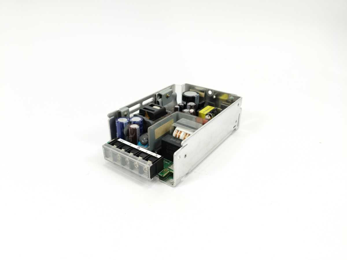 OMRON S8PS-05024 Power Supply, In: 100-240V, 0,9A Out: 24VDC, 2,1A