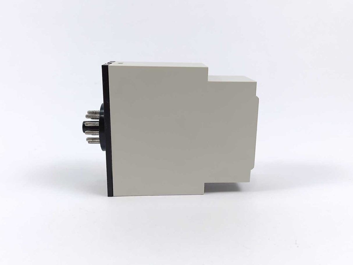 Carlo Gavazzi PUA01CB23500V Voltage and Current Relay