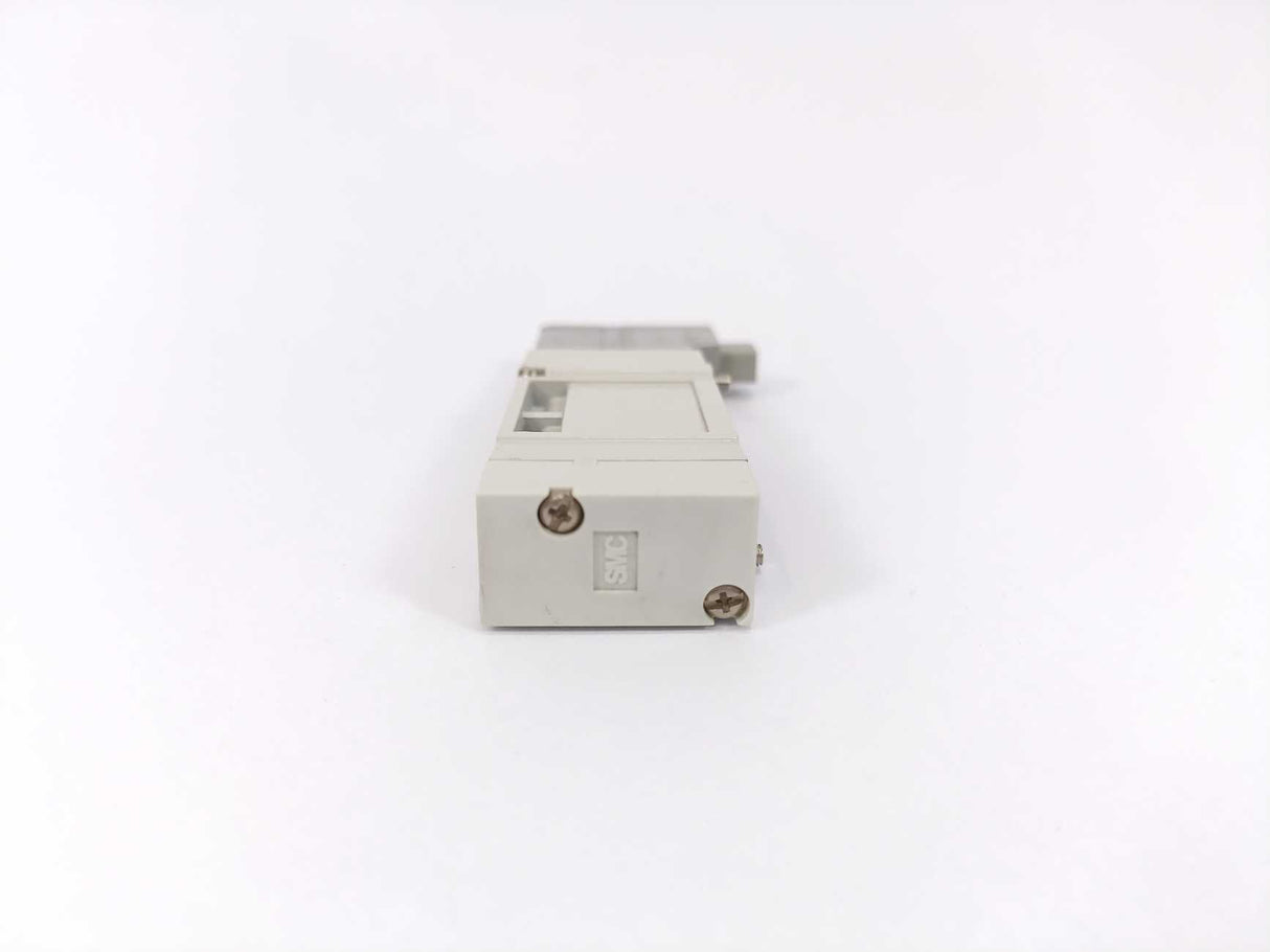 SMC SV2200-5FUD Solenoid Valve