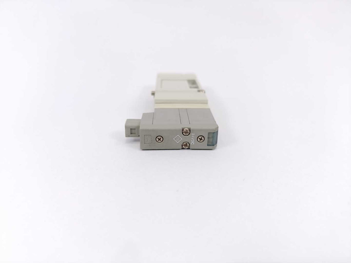 SMC SV2200-5FUD Solenoid Valve