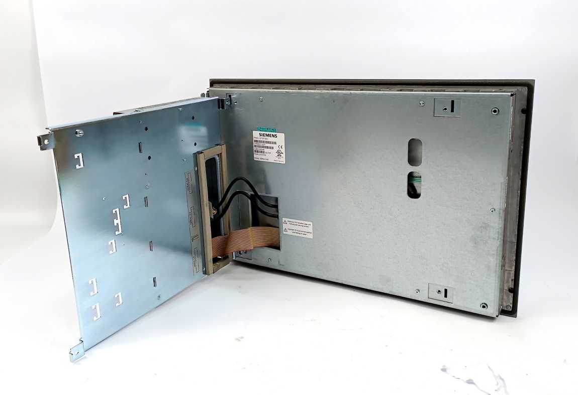 Siemens 6AV7671-1EX01-0BD0 SIMATIC PANEL PC REMOTE KIT, W: A5E02713377