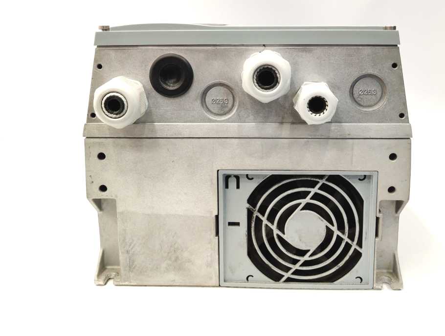 Danfoss 131B5660 FC-102P3K0T4P55H1XG VLT 3kW 4.0HP