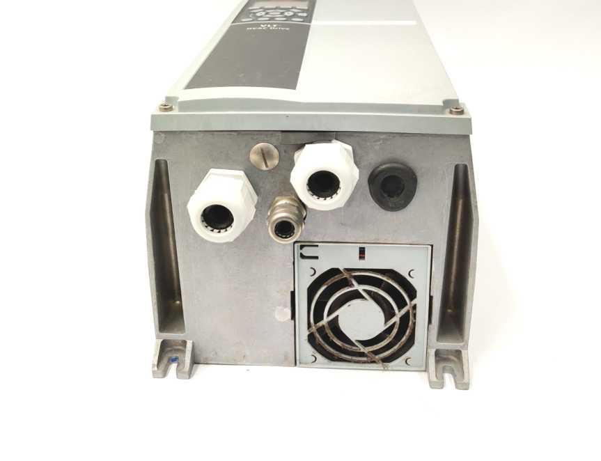 Danfoss 131U2431 FC-102P2K2T4Y55H2X VLT 2.2kW 3.0Hp