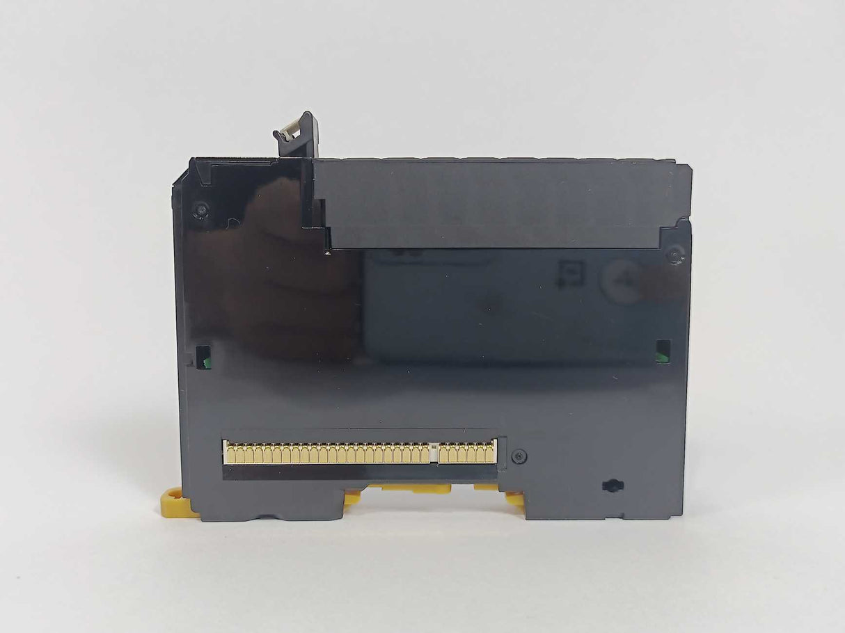 OMRON NX-ID5442 16 Digital Input Unit