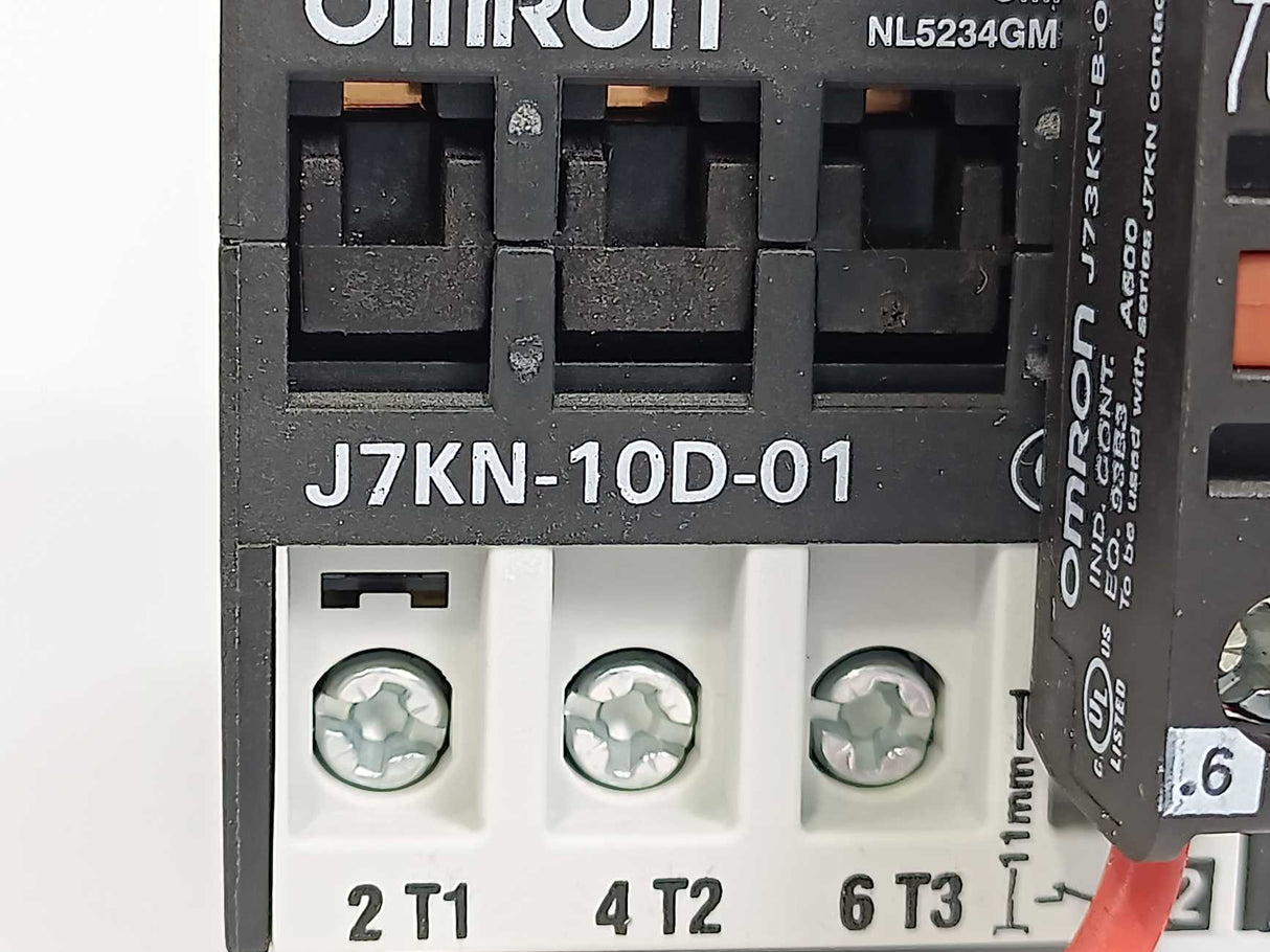 OMRON J7KN-10D-01 24D Contactor DC 4 kW, 1NC 24VDC w/ J73KN-B-01U