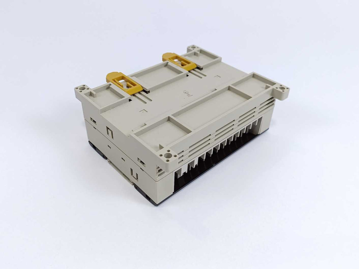 OMRON CPM1A-30CDT-D Programmable Controller