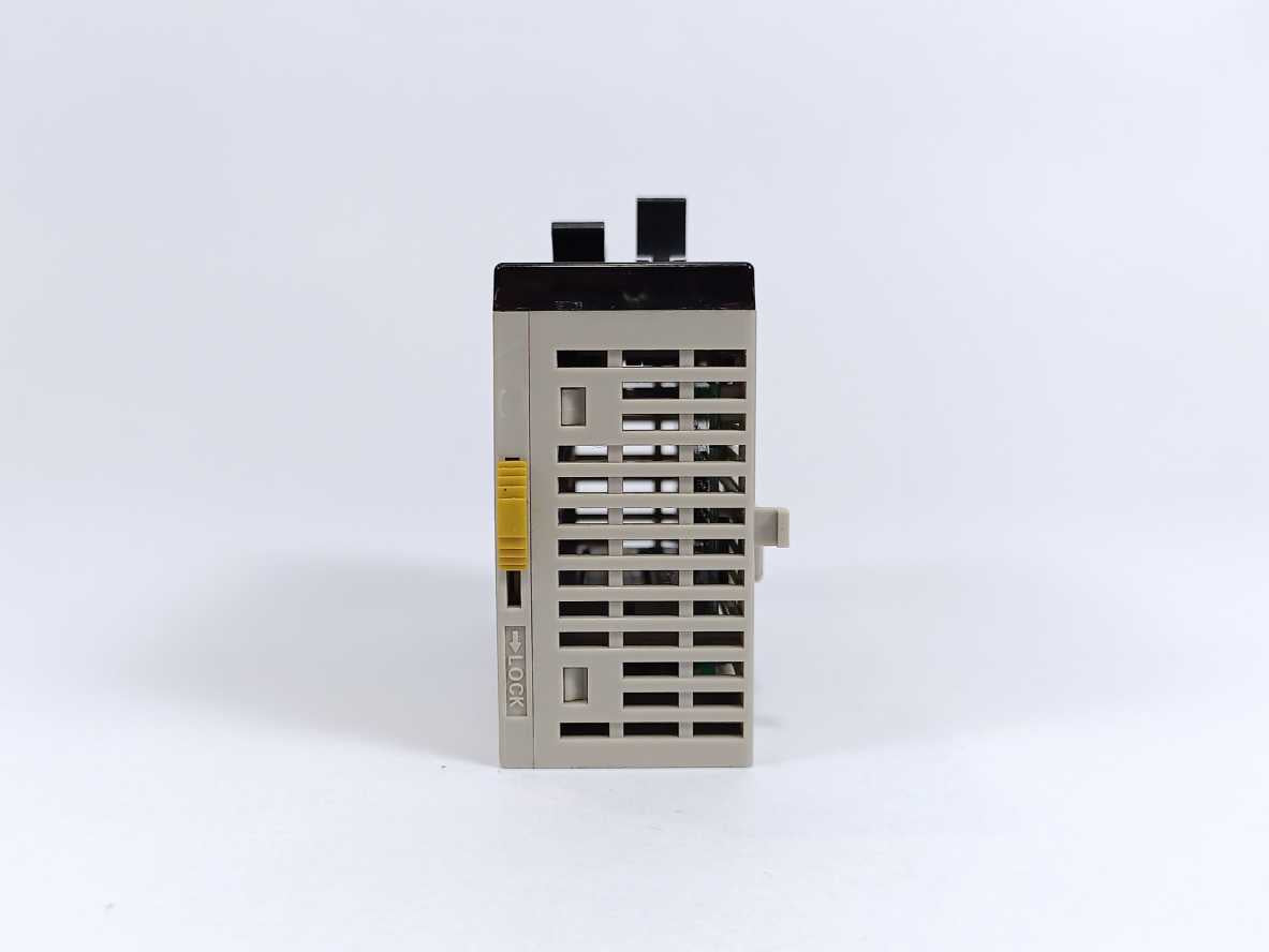 OMRON CPM2C-24EDT1M I/O Unit