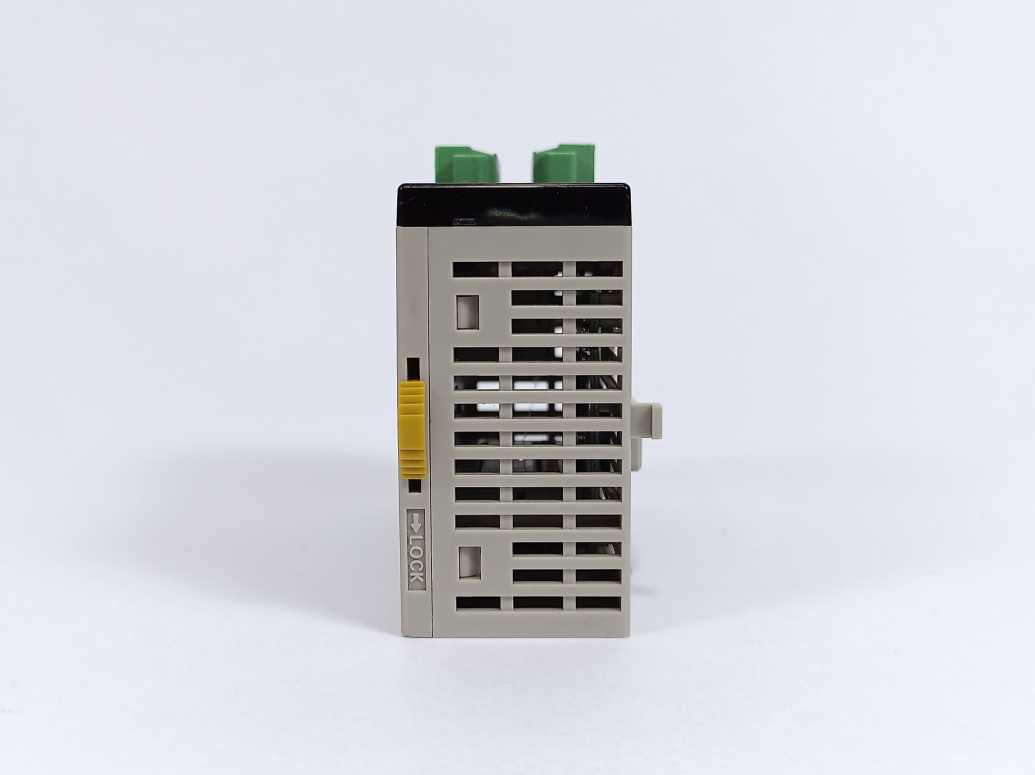 OMRON CPM2C-10EDR I/O Unit