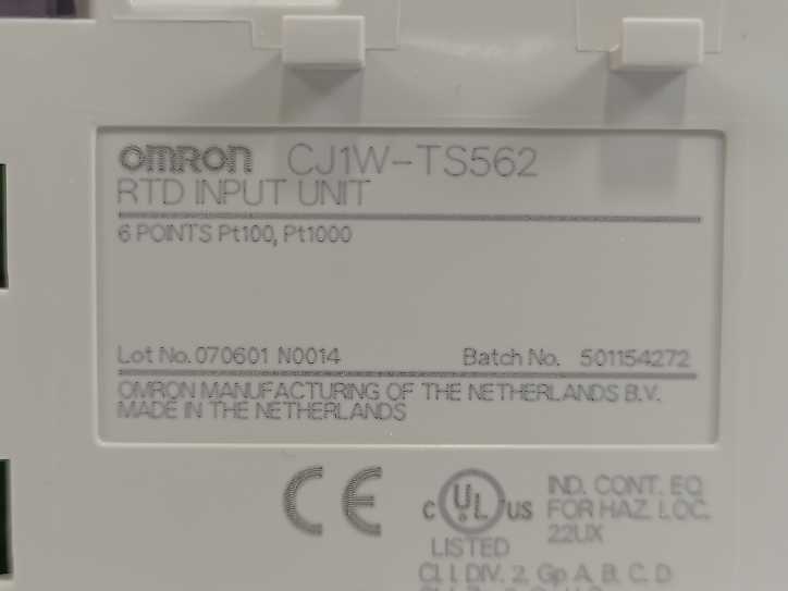 OMRON CJ1W-TS562 RTD INPUT UNIT with CJ-WM01-18P