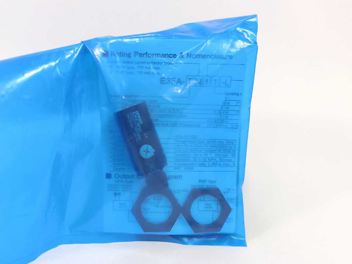 OMRON E3FA-RP22 Photoelectric Sensor