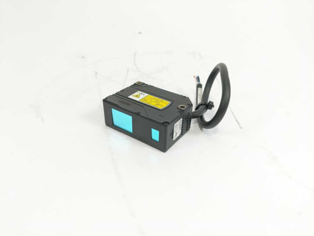 OMRON ZX1-LD600A81 Smart Sensor 10-30V DC, Class 2