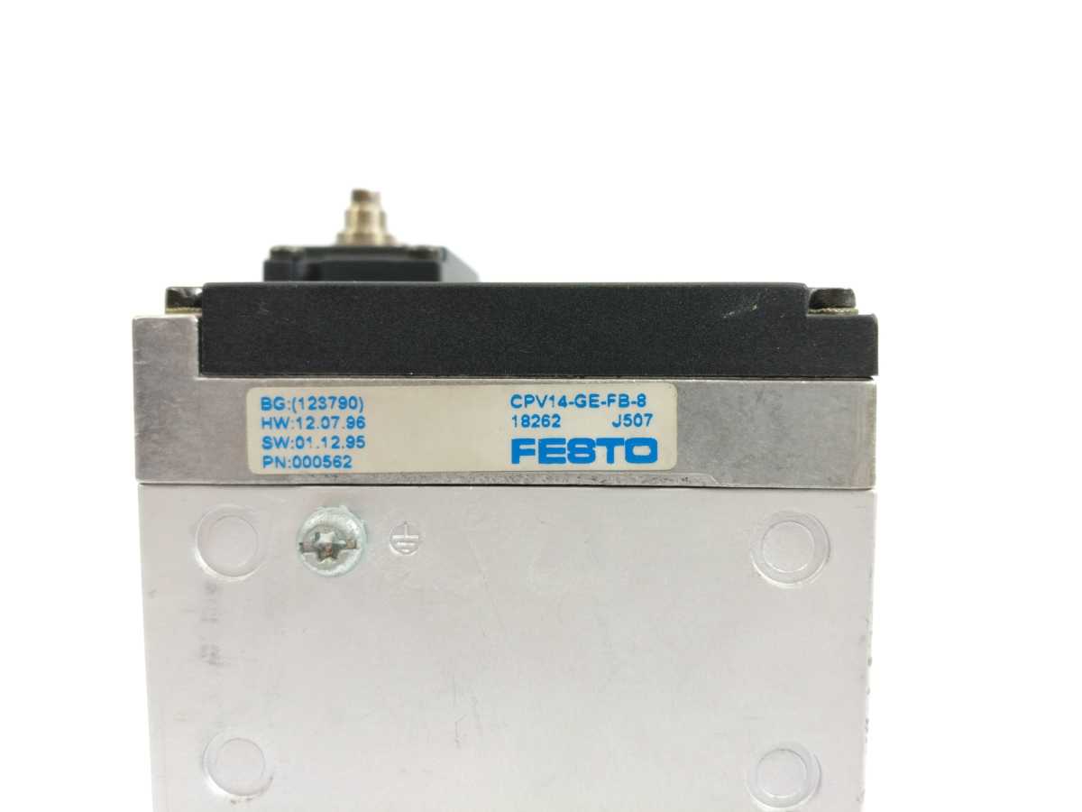 Festo 18262 w/ 152427 & 8x 161360 Distribution Block