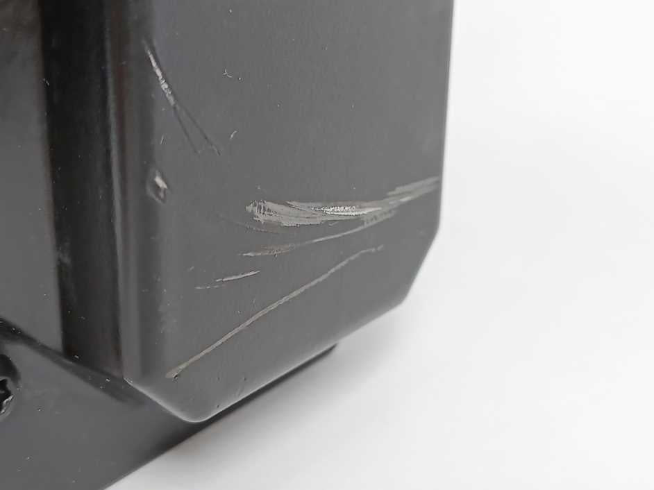 LENZE MDSKSRS056-33 15000662 Servo Motor 325V, 4.2Nm, 200Hz, 4000r/min