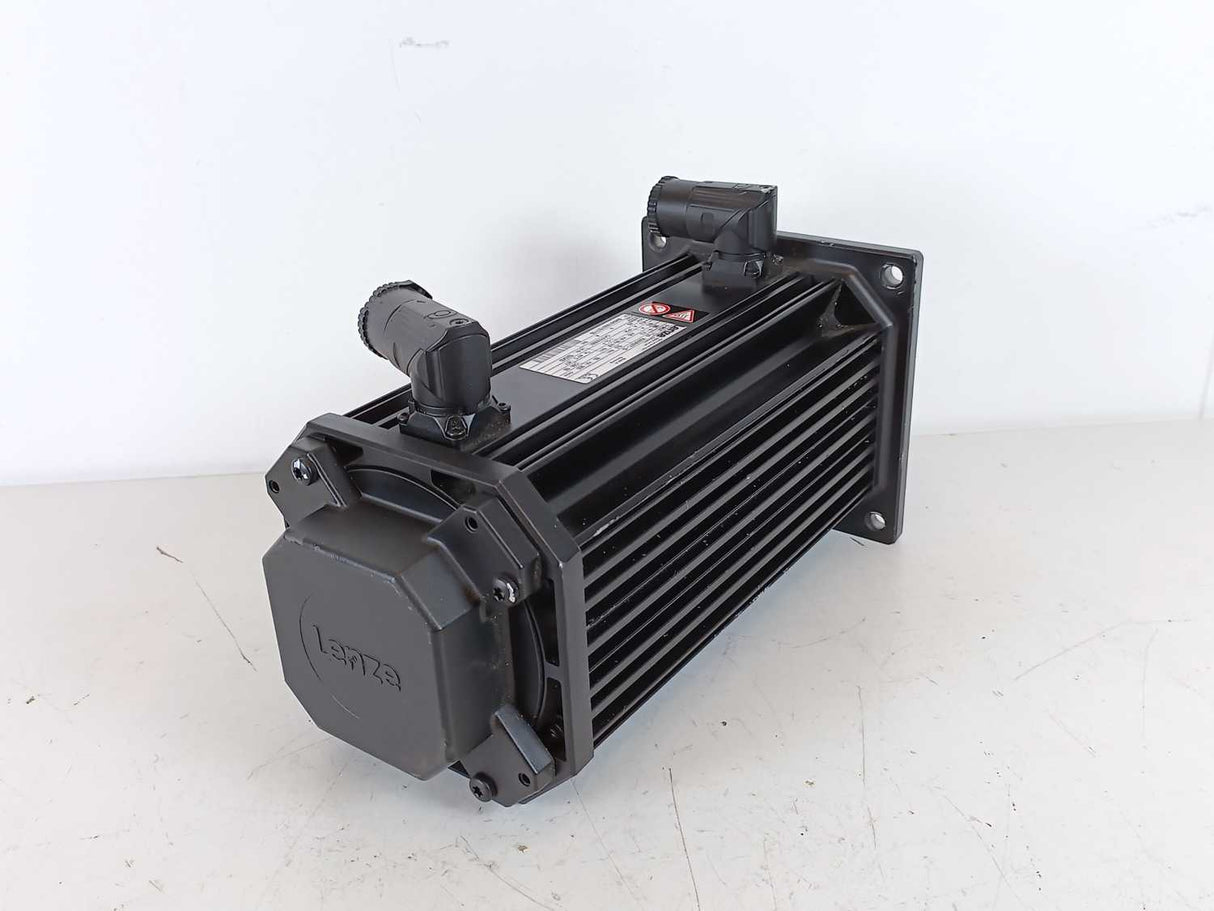 LENZE MDSKSRS071-33 15003433 4.6kW 325V 10A 12.3Nm Servo Motor