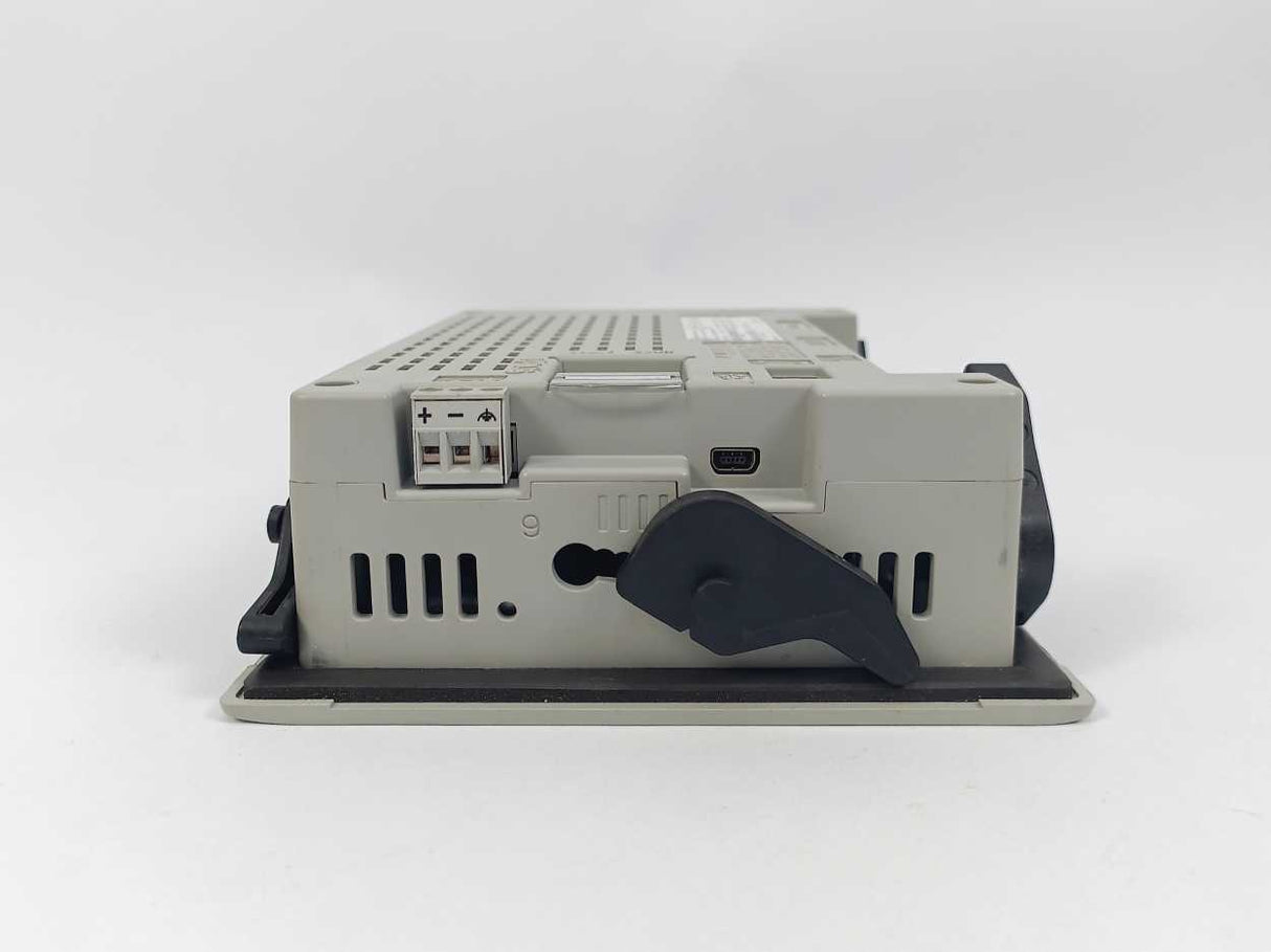 AB 2711R-T7T SER. A PANELVIEW 800 7-INCH HMI