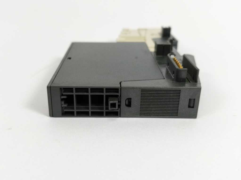 Siemens 6ES7138-4CA01-0AA0 SIMATIC 07 PM-E Power Modules for ET 200S. 3 Pieces.