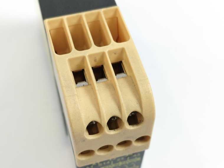 Jokab Safety 2TLJ010030R0000 Safety Expansion Relay