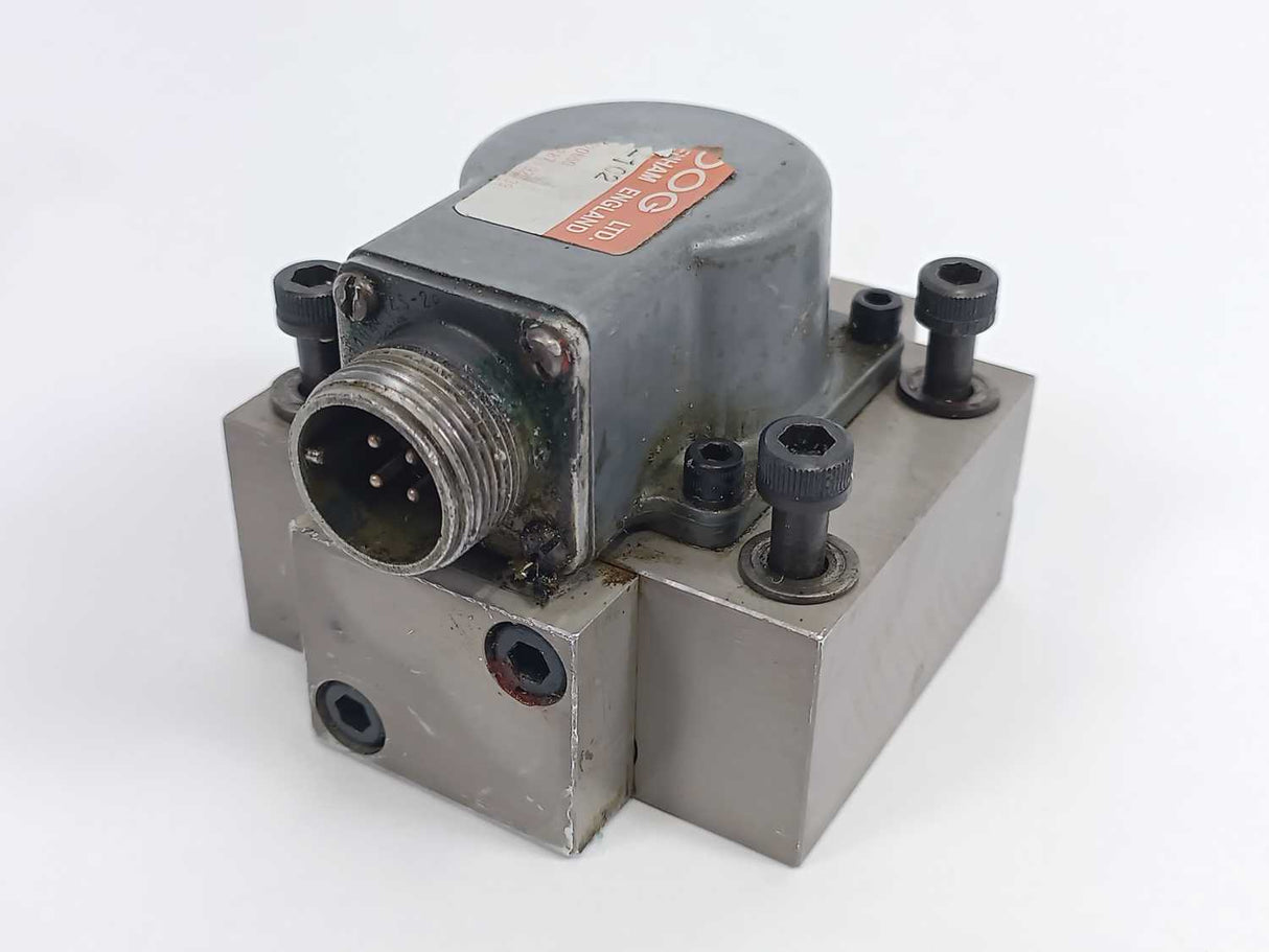 Moog 76-102 Series 76 Control Servo Valves