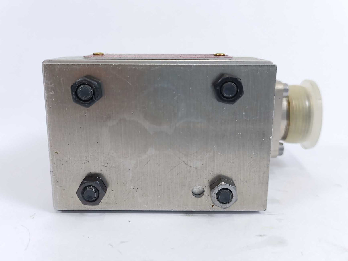Moog D061-814C Rev. C, J09HOAM4HB2 Servo Valve