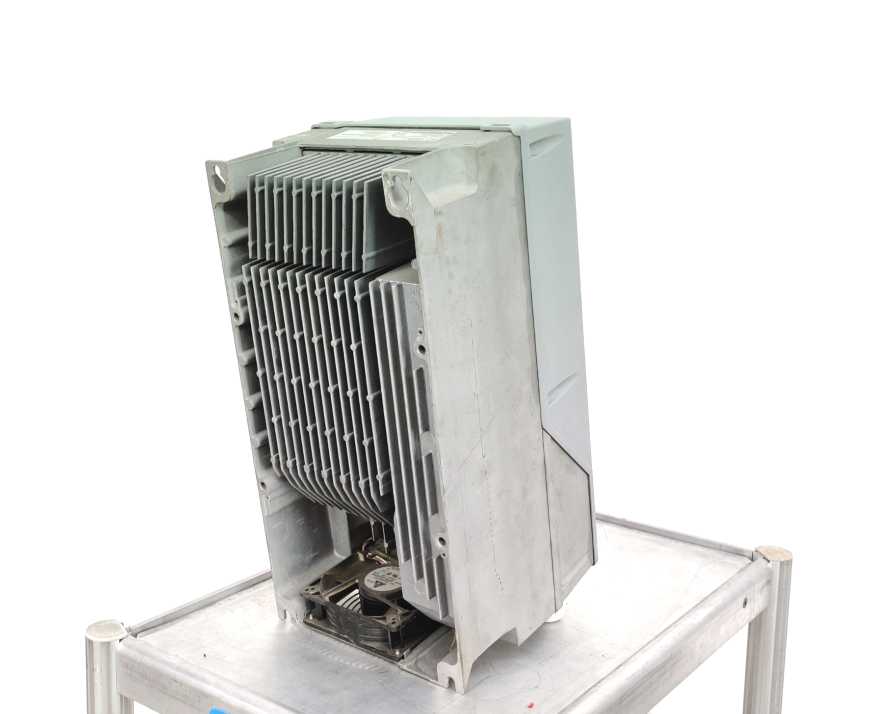 Danfoss 131B7578 FC-102P15KT4E55H3XGX 15 KW/20 HP VLT