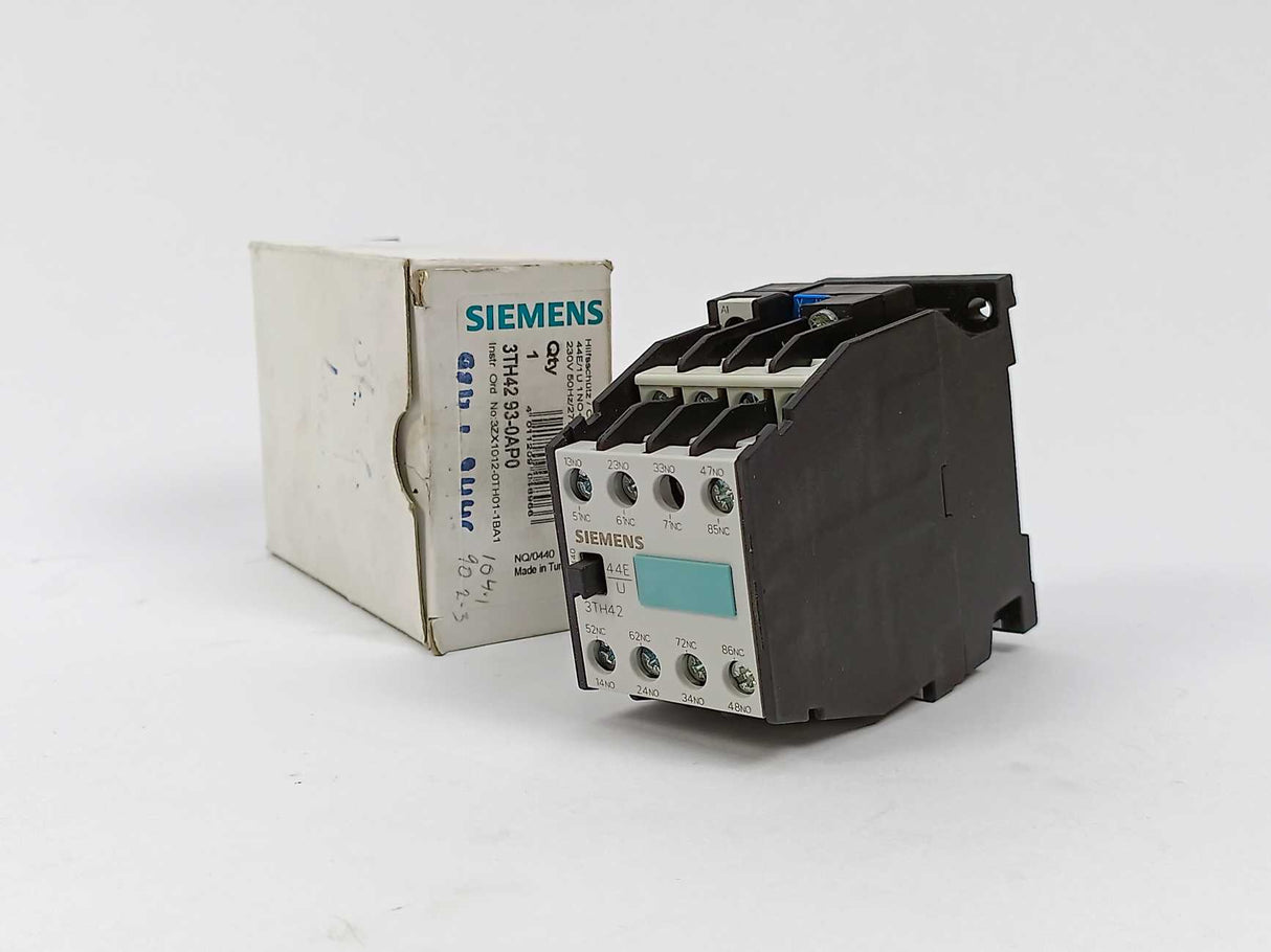 Siemens 3TH4293-0AP0 Contactor relay Coil 230V