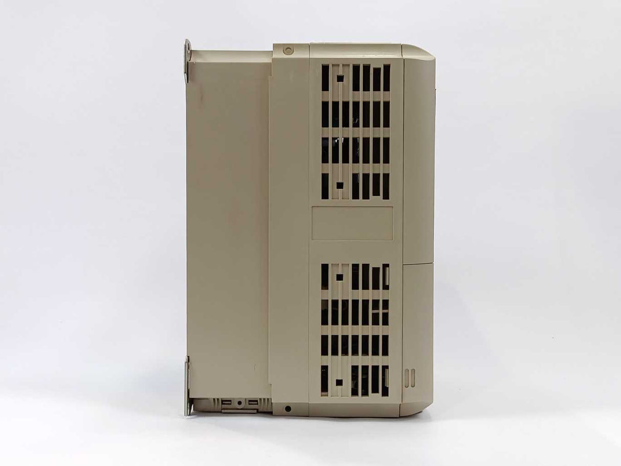 YASKAWA CIMR-F7U4011 Varispeed F7