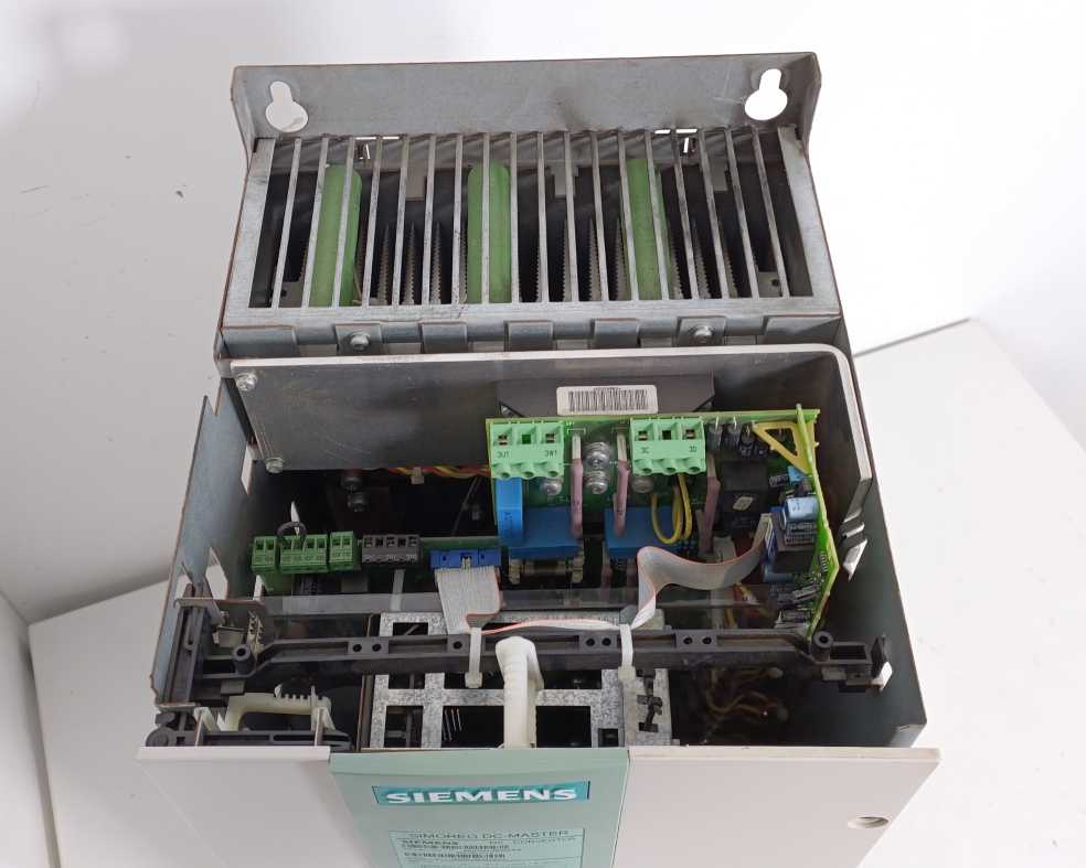 Siemens 6RA7081-6DV62-0-Z SIMOREG DC-Master Converter Commutation Protector