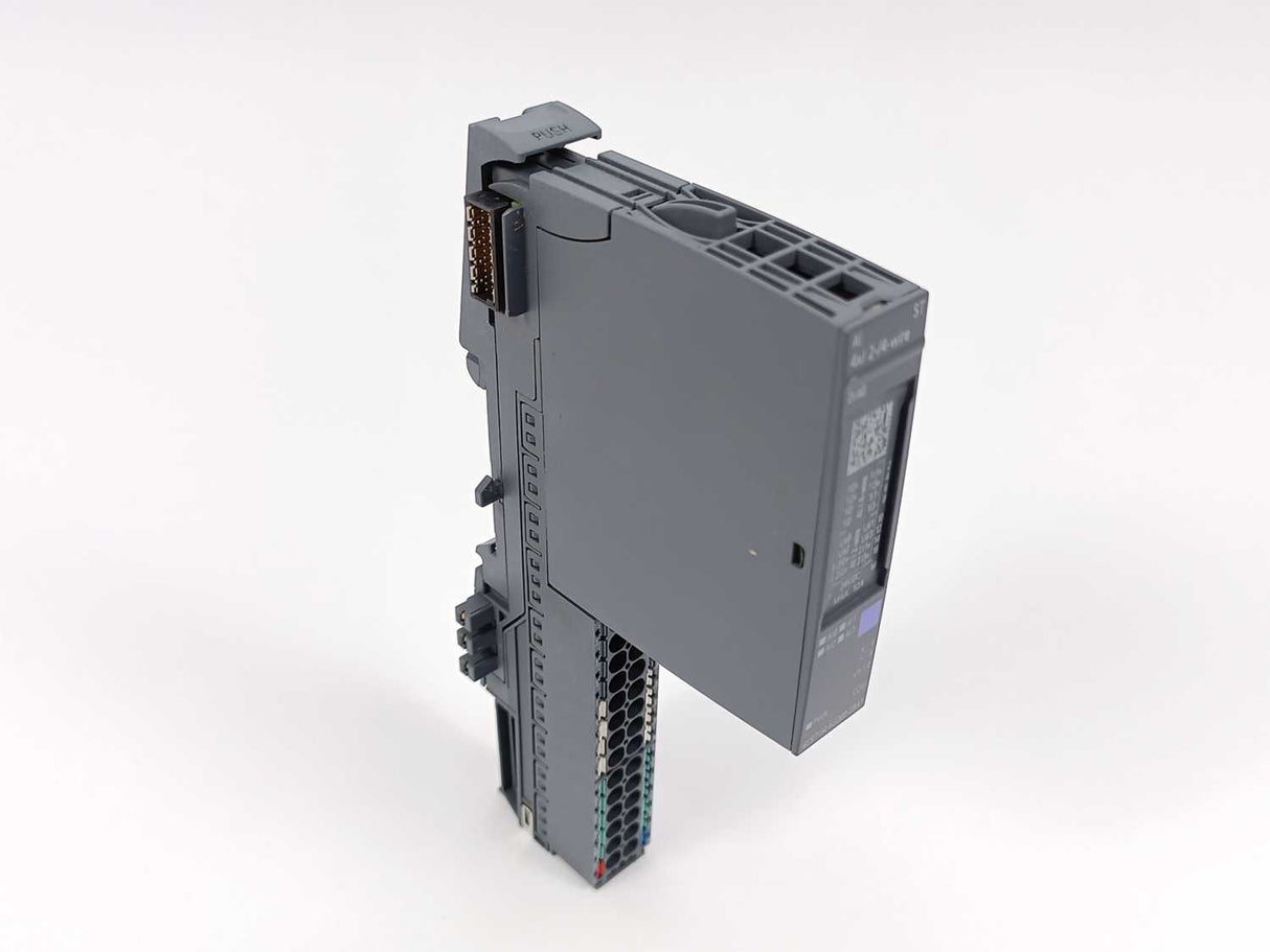 Siemens 6ES7134-6GD00-0BA1 Analog Input Module w/ 6ES7193-6BP20-0BA0