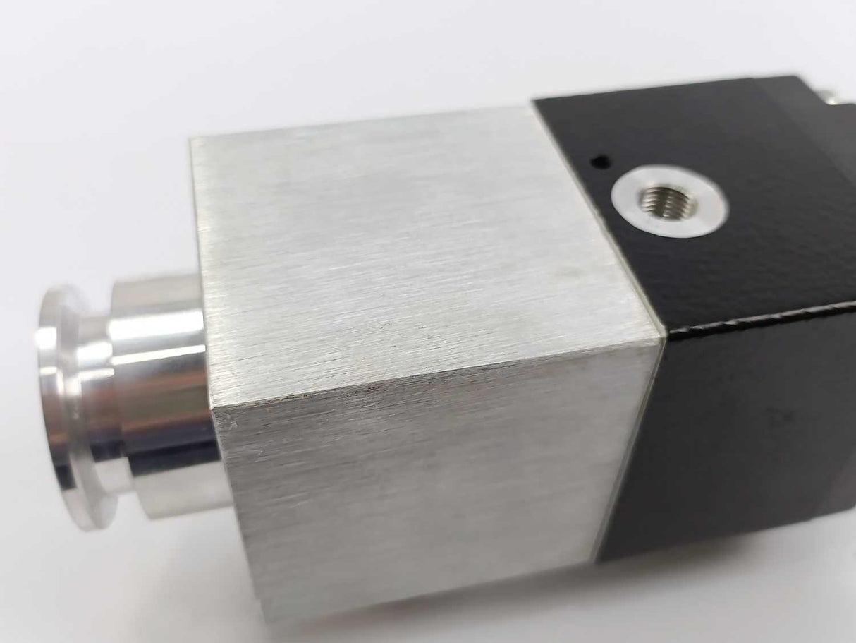 Leybold 297 22 A 97 13 Vacuum Valve