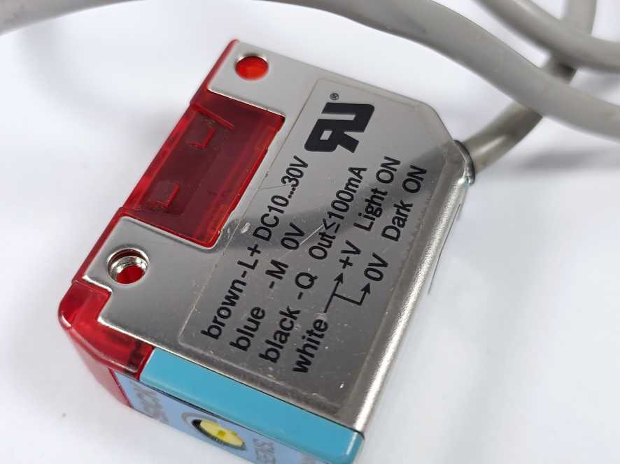 SICK 6010185 WL170-P122 Photoelectric Sensor