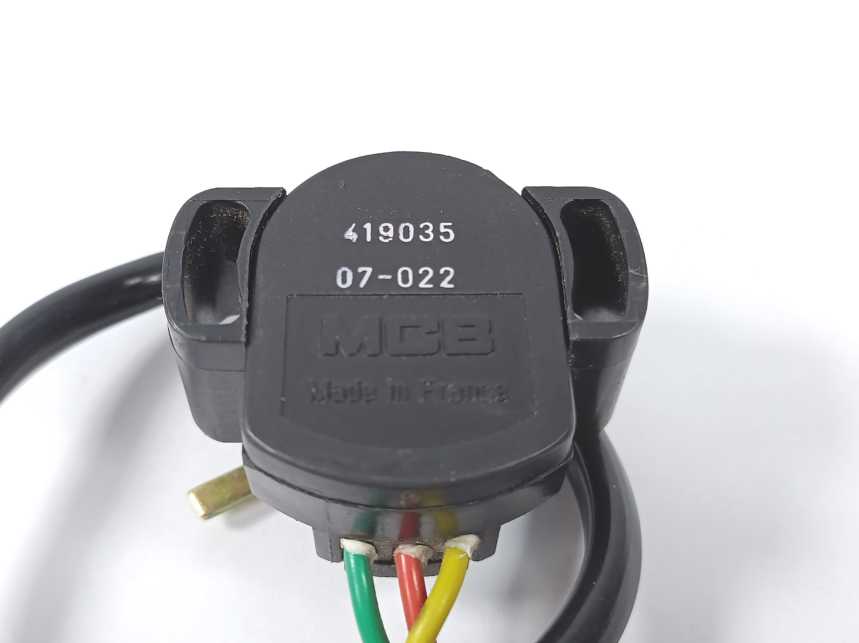 MCB 419035 Rotary Analog Displacement Sensor.