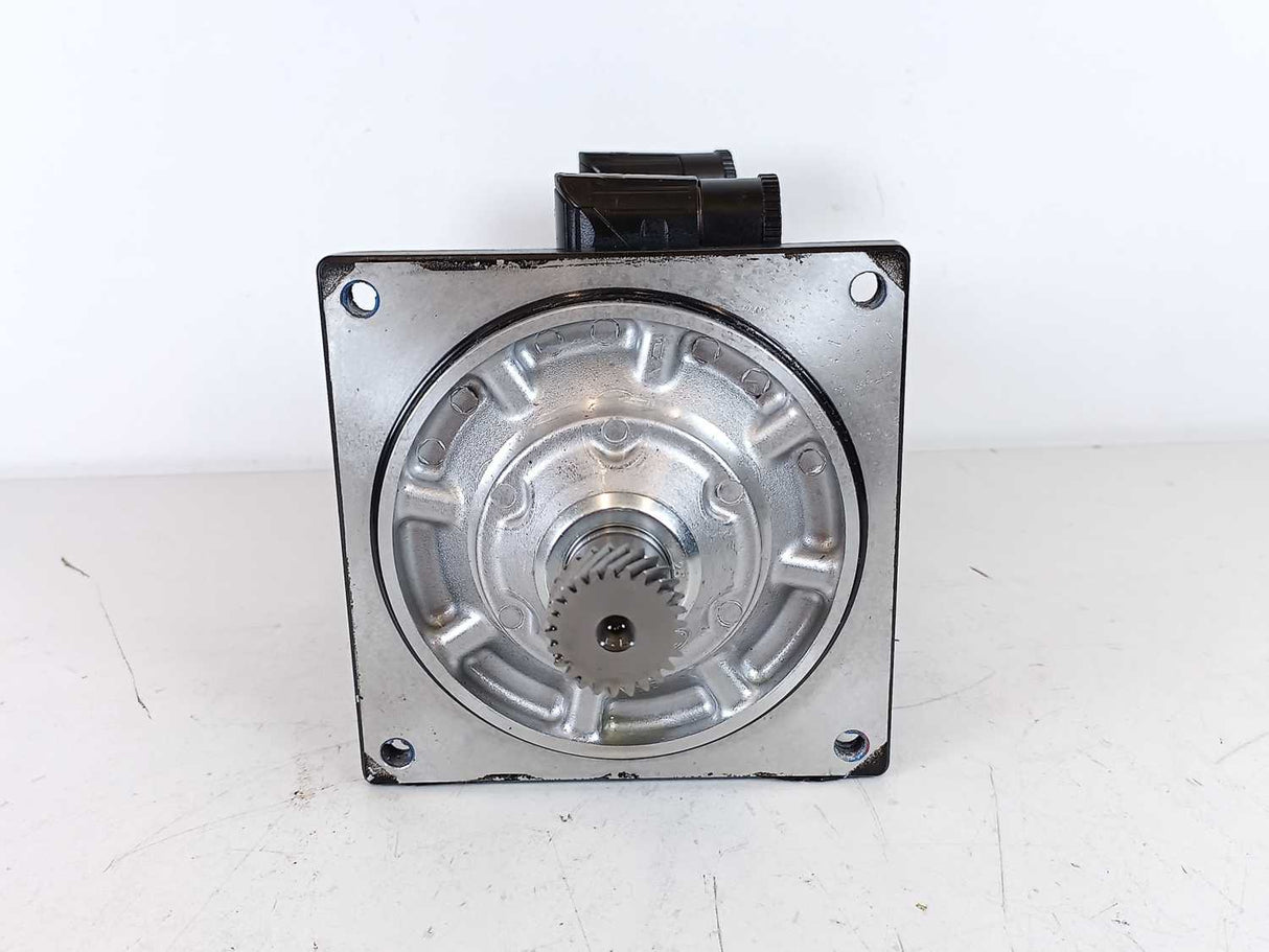 LENZE MDSKSRS056-33 Servo Motor 325V, 4.2Nm, 200Hz, 4000r/min