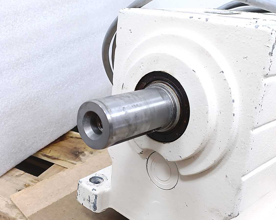 LENZE GST07-2M VBR Input: 090C32HR,