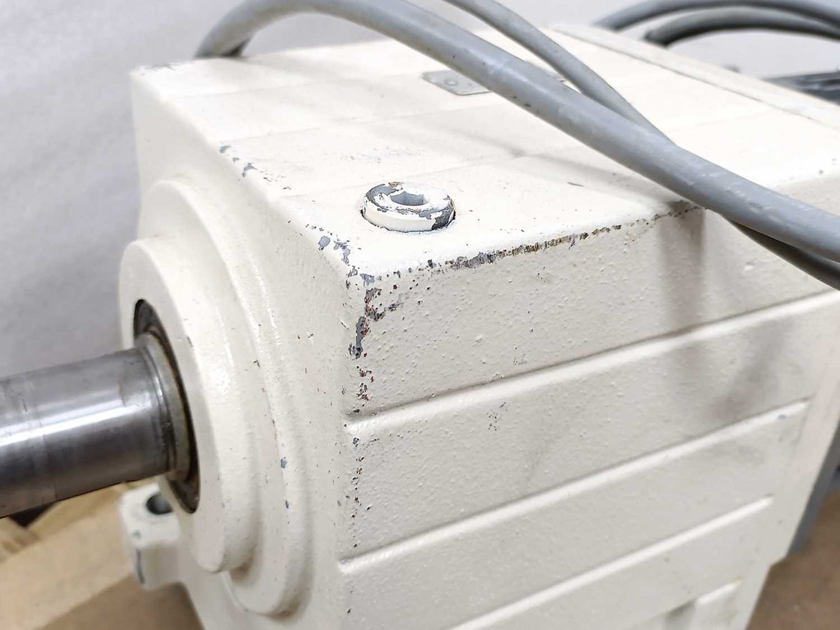 LENZE GST07-2M VBR Input: 090C32HR,