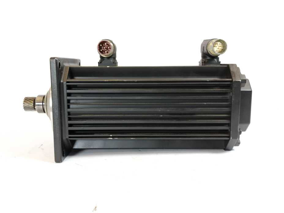 LENZE MDSKSBS071-13 15003607 Servo Motor, 325V, 8.3Nm, 185Hz, 3700 1/min